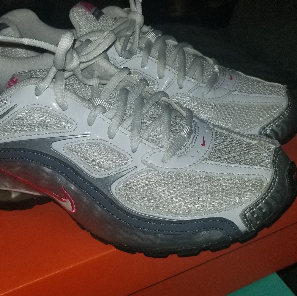Women's Nike Reax Run 5